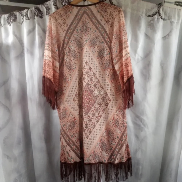 *Tunic size small ( box AA ) - Picture 2 of 3